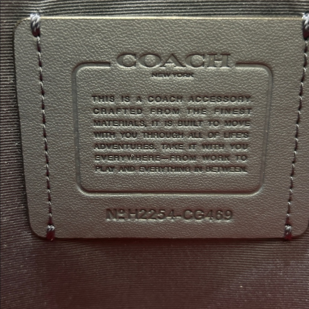 Coach (NWT) Derby Tote in Midnight Navy - Picture 4 of 14